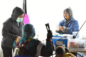 BIB: 
                            <button type="button" onclick="openModal(7009235)" class="btn btn-primary btn-sm float-right btn-popup" data-toggle="modal" data-target=".modal-high-quality">
                        <i class="fas fa-shopping-cart"></i> Add to Cart
                    </button>
                                            <button type="button" onclick="isThisMe(7009235, true)" class="btn btn-success btn-sm float-right btn-popup btn-isme hidden" data-toggle="tooltip" data-placement="bottom" title="นี่คือรูปของคุณใช่ไหม คลิกที่นี่เพื่อเอาเข้าอัลบั้ม">
                        <i class="fas fa-plus"></i> Add to album
                    </button>
                    <button type="button" onclick="isThisMe(7009235, false)" class="btn btn-warning btn-sm float-right btn-popup btn-isnotme hidden">
                        <i class="fas fa-ban"></i> Remove from album
                    </button>